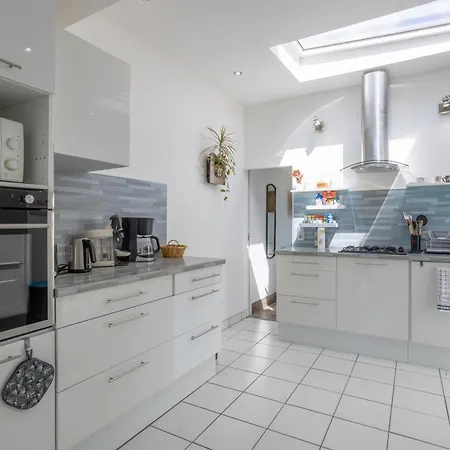 Maison De Pecheur Renovee Locmiquélic