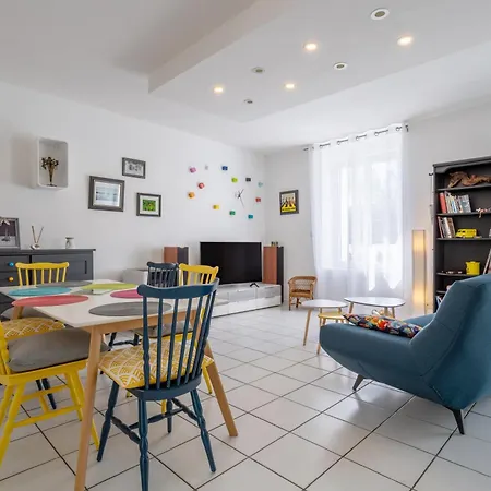 Maison De Pecheur Renovee * Locmiquélic