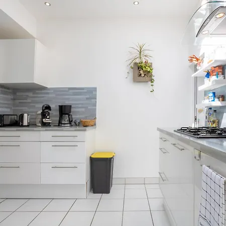 Maison De Pecheur Renovee *